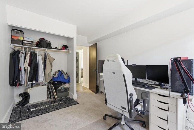 Building Photo - 11647 Stoneview Square