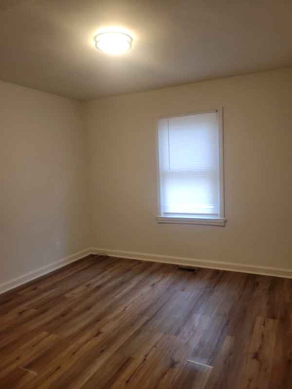 Building Photo - 1620 Old Wilson Rd