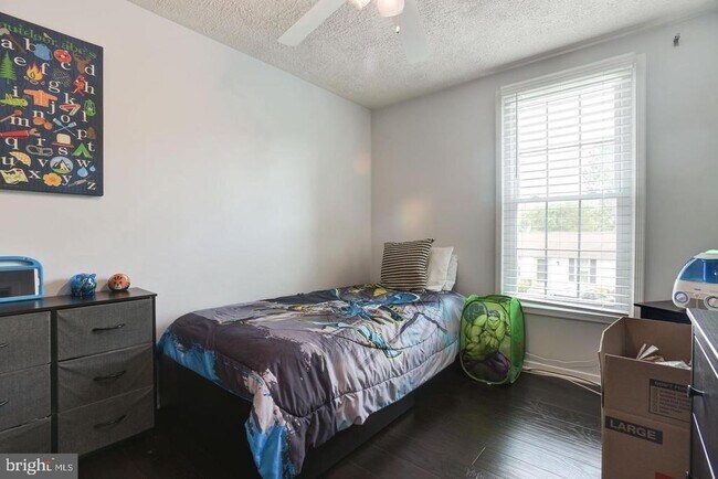 Building Photo - 7310 Torran Rocks Way