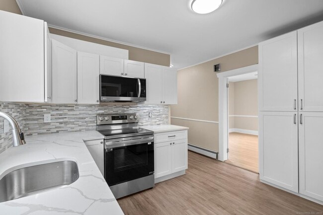 Building Photo - 26 Woodmont Ave