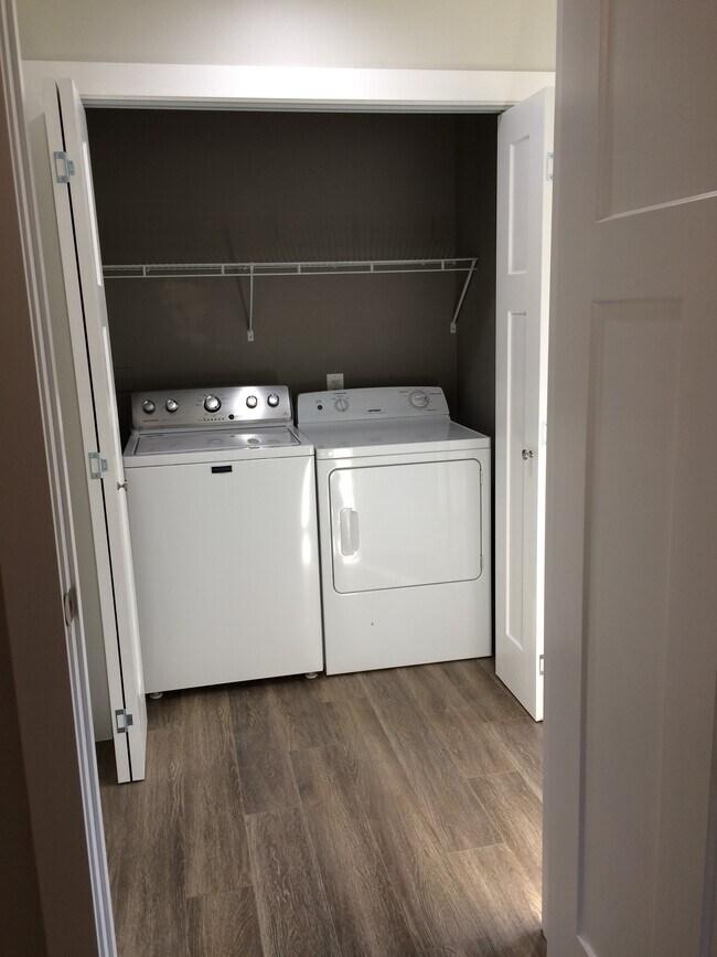 In Unit Washer/Dryer - 1505 NW 10th Ave