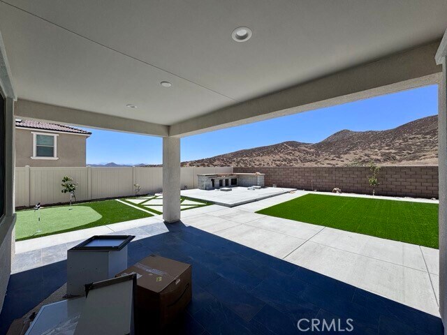 Building Photo - 25061 River Peak Dr