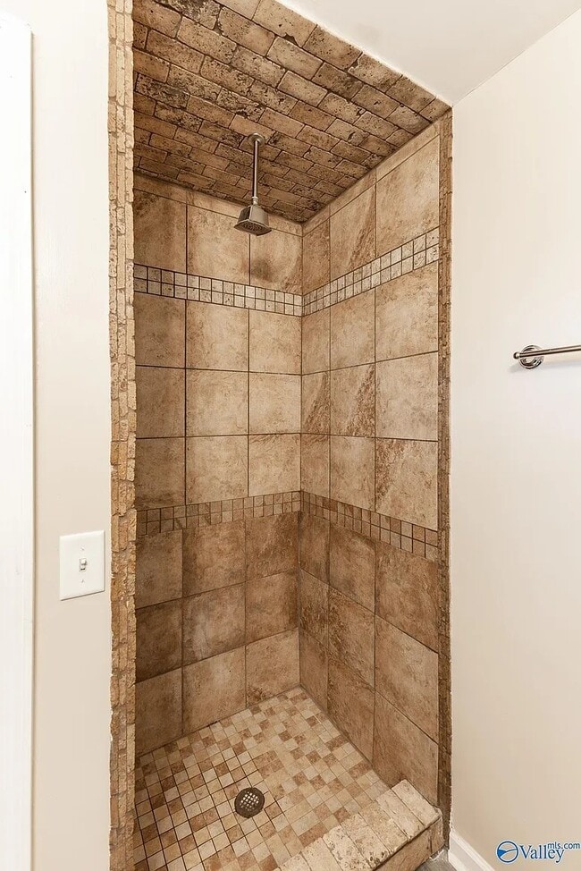 Building Photo - 3207 Delia Ln NW