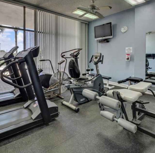 Building Photo - 3003 S Atlantic Ave