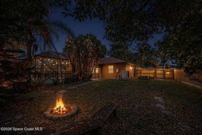 Building Photo - 6080 Chapman St