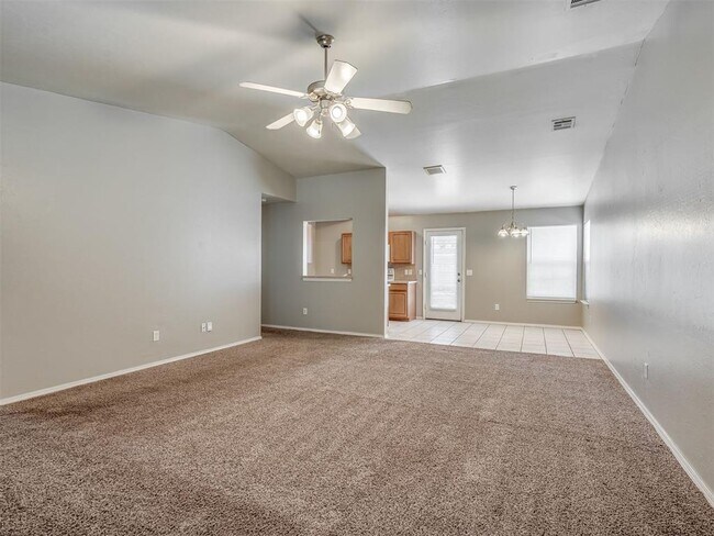 Building Photo - 9728 SW 27th St