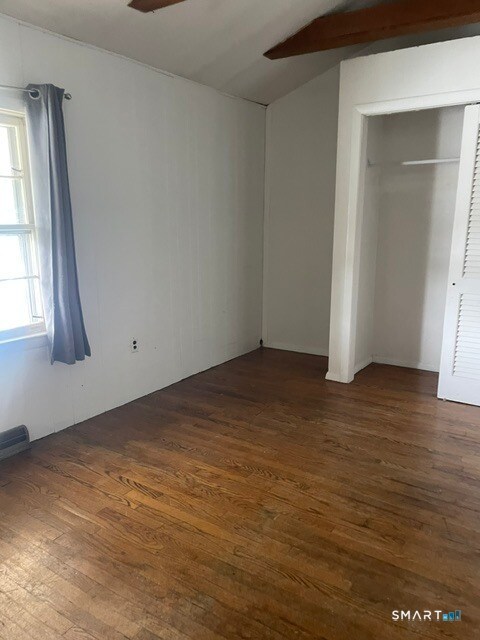 Building Photo - 102 Riverview Ave