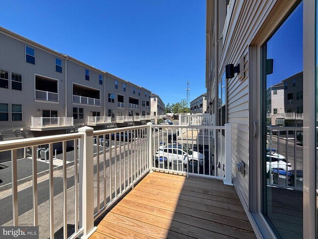 Building Photo - 1104 Dabney Dr