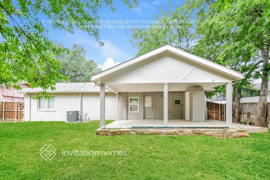 Building Photo - 3356 Westminster Dr