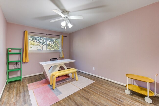 Building Photo - 1160 N Kirkwood Rd