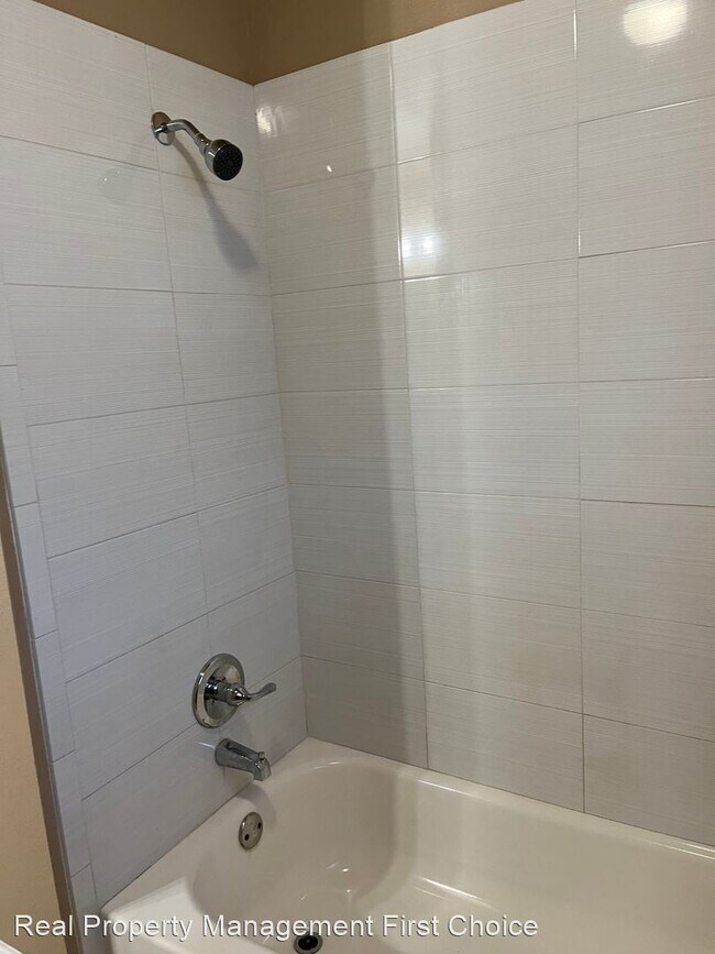 Building Photo - 3 br, 2 bath House - 601 Cedar Lane