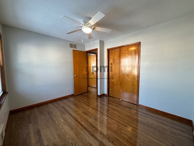 Building Photo - 6617 Parrish Ave