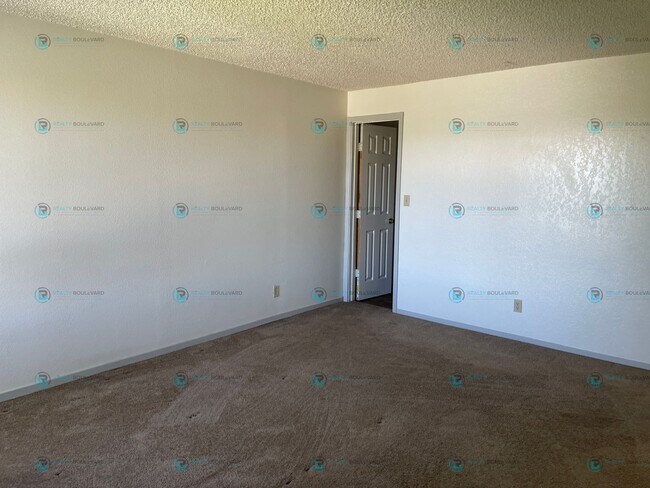 Building Photo - 3929 Clear Acre Ln