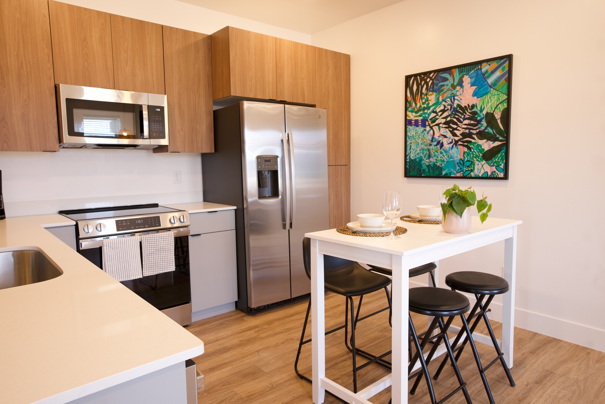 Kitchen - 525 N 1st St