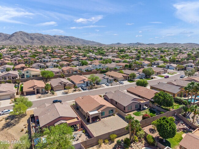 Building Photo - 1819 W Deer Creek Rd