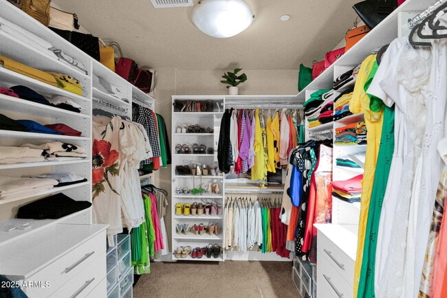 Building Photo - 8 Biltmore Estates Dr