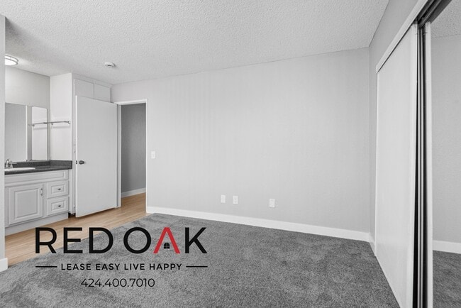 Building Photo - 13325 Heacock St