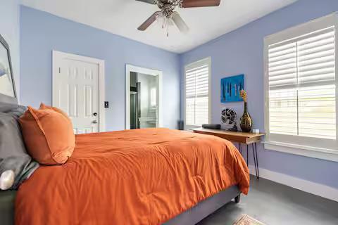 Building Photo - 84 Anthony St