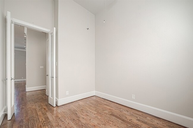 Building Photo - 2634 Texas St