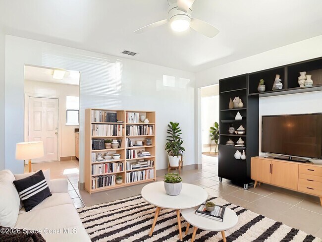 Building Photo - 710 Flamingo Dr