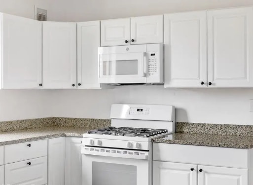 Building Photo - 216 Holbrook