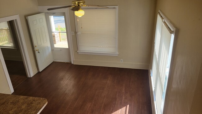 Building Photo - Prospect - 2