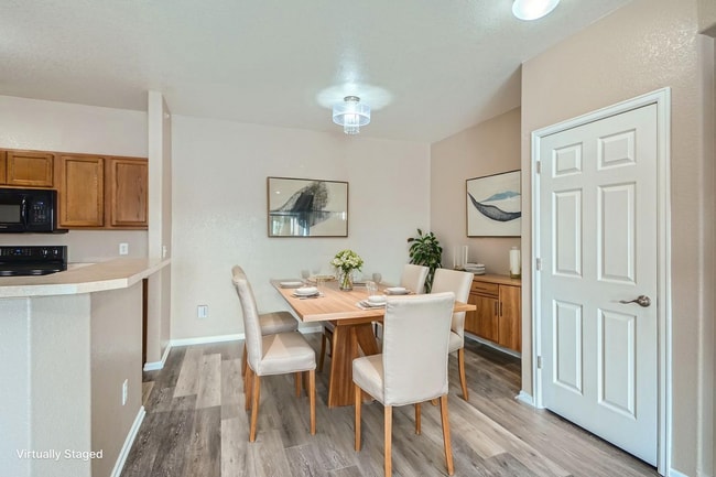 Building Photo - Spacious 3 Bed Condo in Gated Savannah Condos | Pool, Spa & Covered Balcony