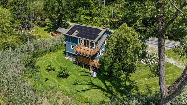 Building Photo - 222 Bog Hollow Rd