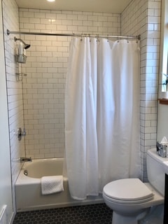 Building Photo - 1902 35th Ave W