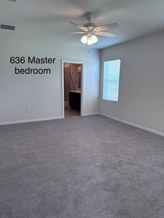 Master Bedroom - 636 SW 19th Ave