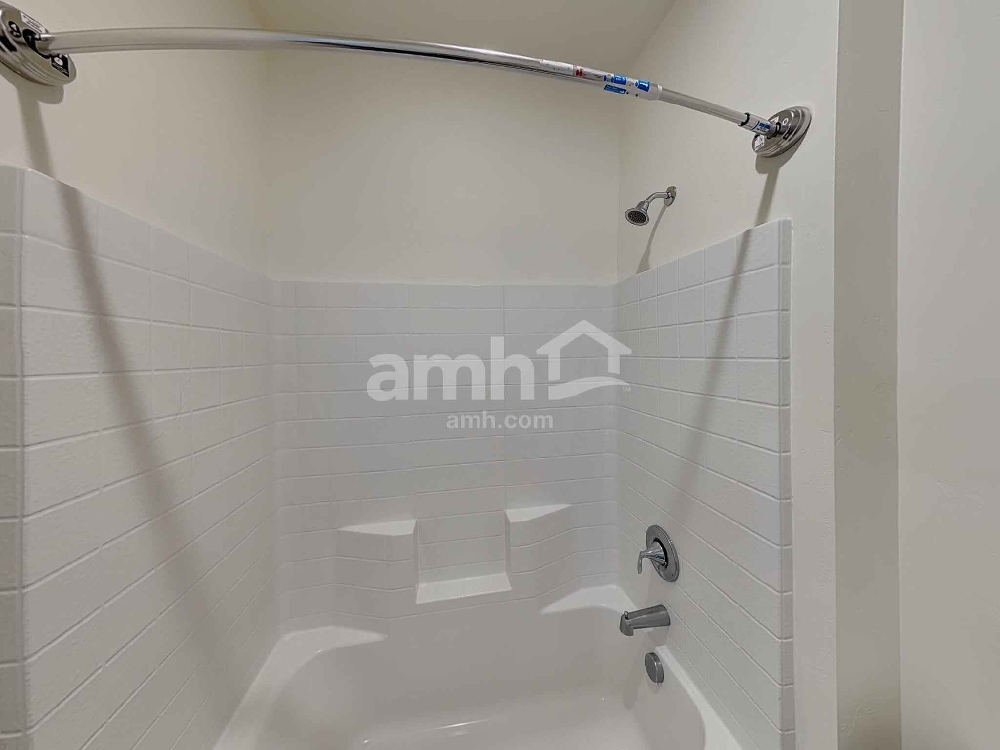 Building Photo - 3126 N Vigo Ave