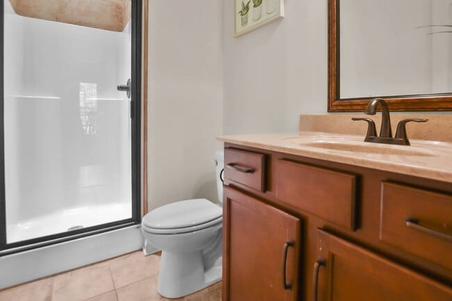 Building Photo - Pet Friendly Three Bedroom with Bonus!