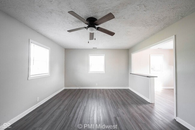 Building Photo - 5959 E 24th St