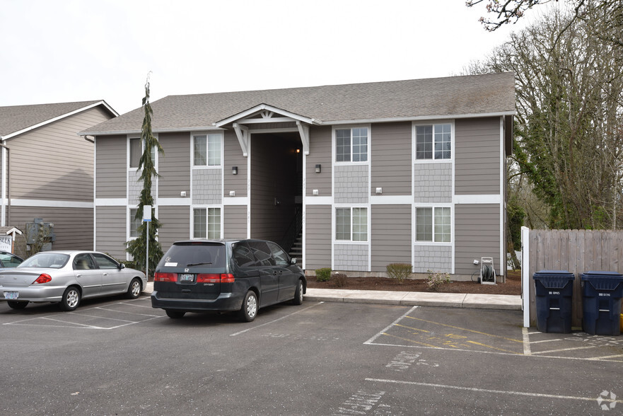 Building Photo - Ash Creek Apartments