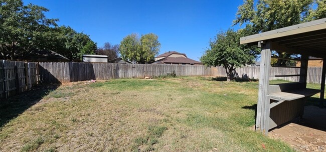 Building Photo - Stunning Rosewood Home COMING SOON