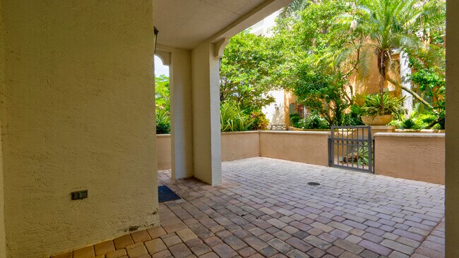 Building Photo - 3055 NW 126th Ave