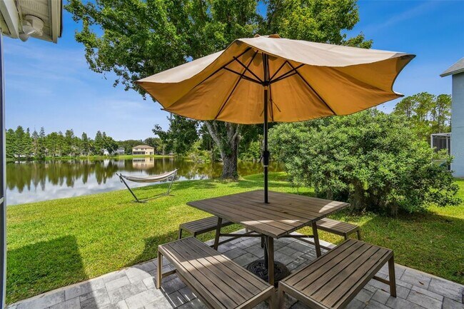 Building Photo - 17737 Esprit Dr