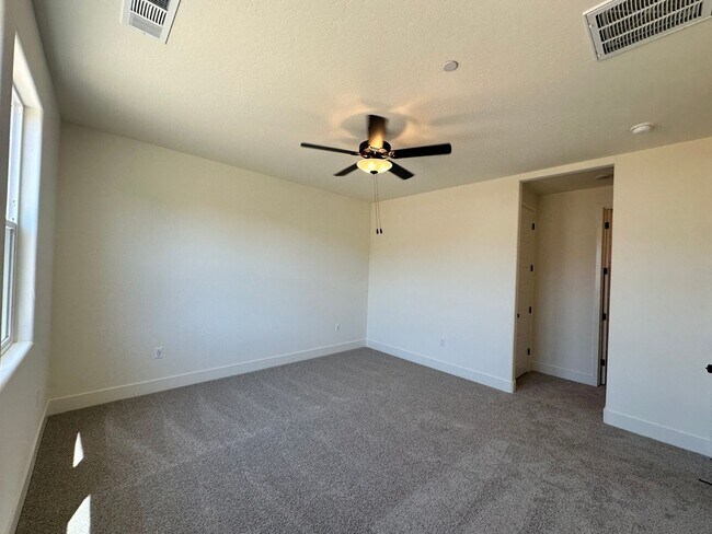 Building Photo - Newly built home coming soon!