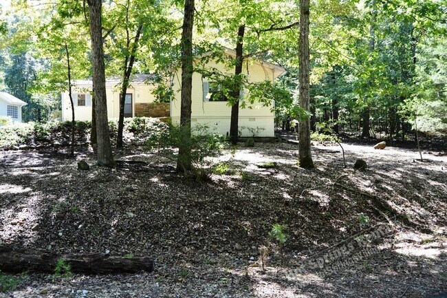 Building Photo - 6 Vilaseca Ln