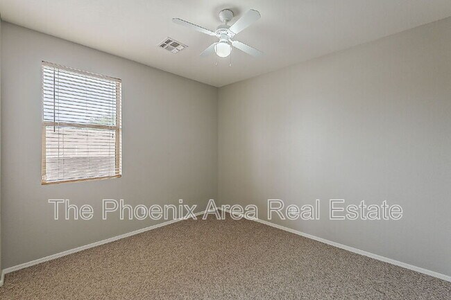 Building Photo - 4121 S Splendor Ct