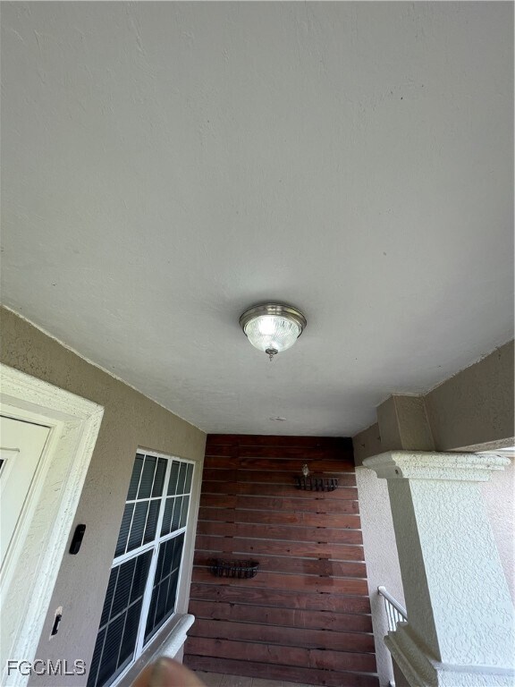 Building Photo - 306 NW 10th St