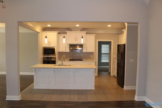 Building Photo - 104 Talia Dr