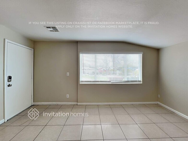 Building Photo - 7711 E Beatrice St