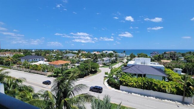 Building Photo - 2509 N Ocean Blvd