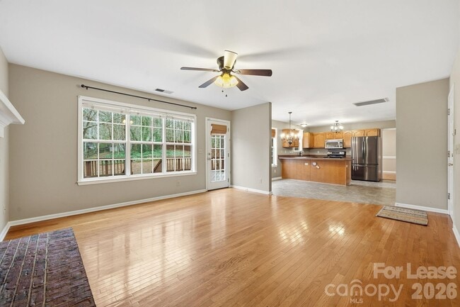 Building Photo - 2717 Bathgate Ln