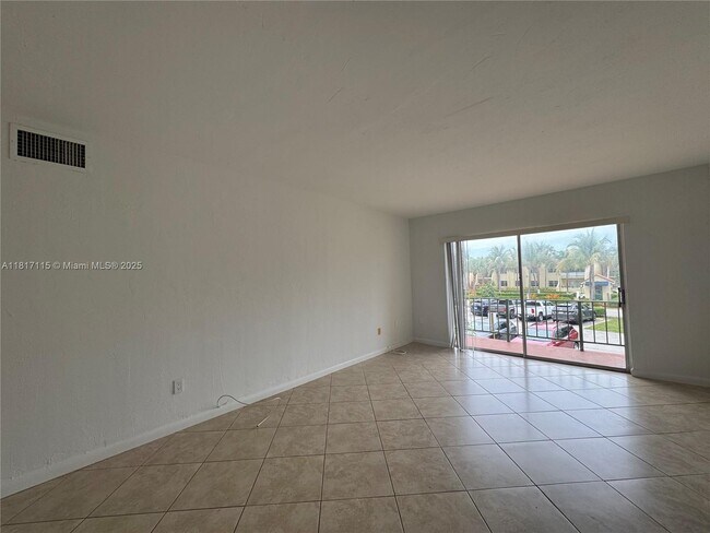 Primary Photo - 14034 SW 90th Ave