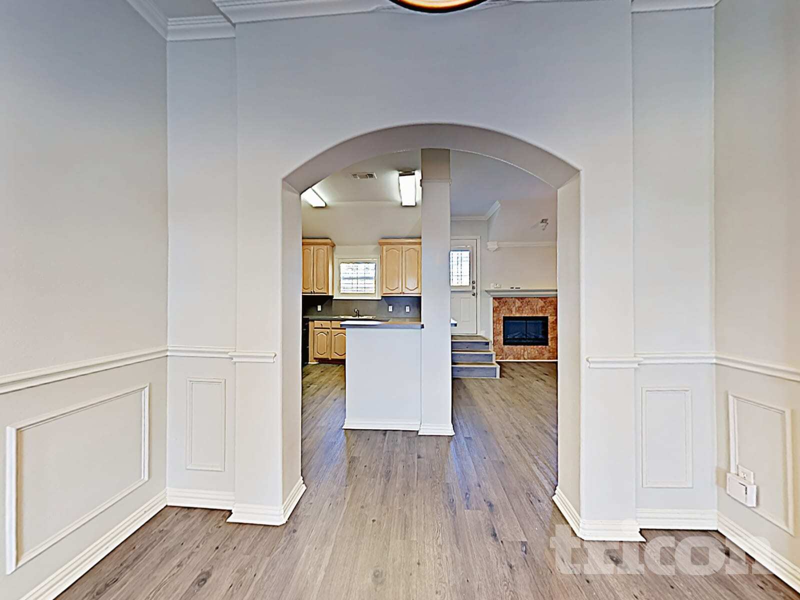 Building Photo - 1202 Mission St