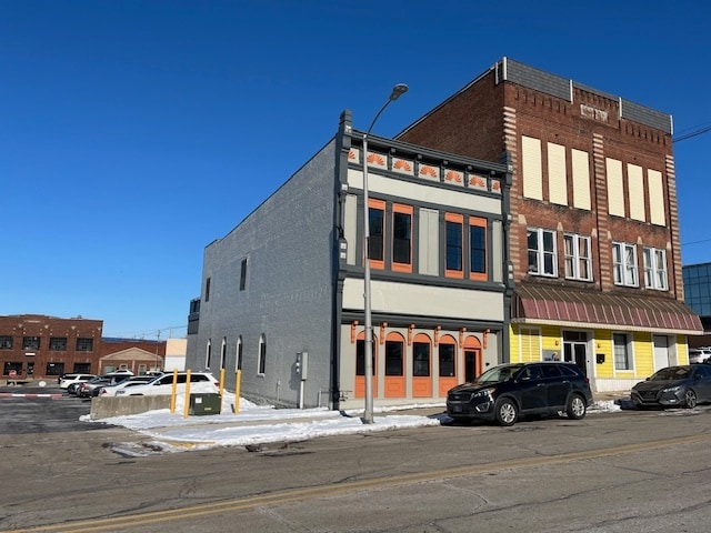 Exterior Front - 28 W 9th St