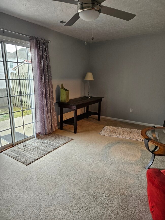 Building Photo - 309 Crestwood Ct