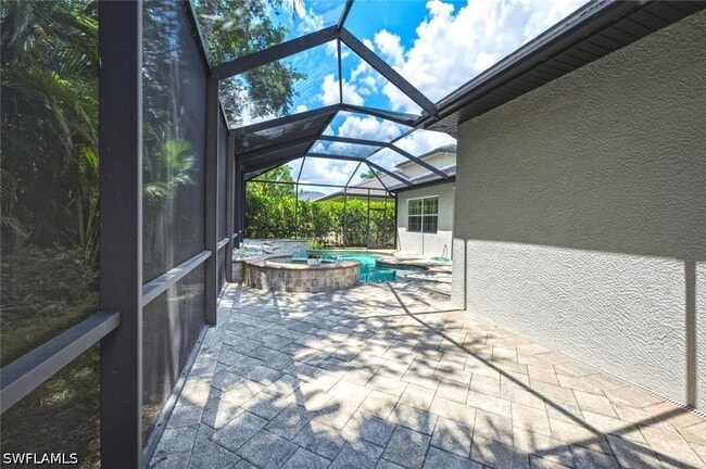 Building Photo - 6853 Il Regalo Cir